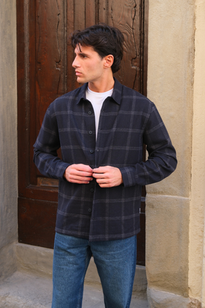 Tristan ylikuormitus - tumma merivoimat