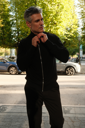 Vetoketjullinen villatakki - musta