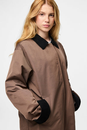 Jorma Long Light -takki - Coffee Quartz Black