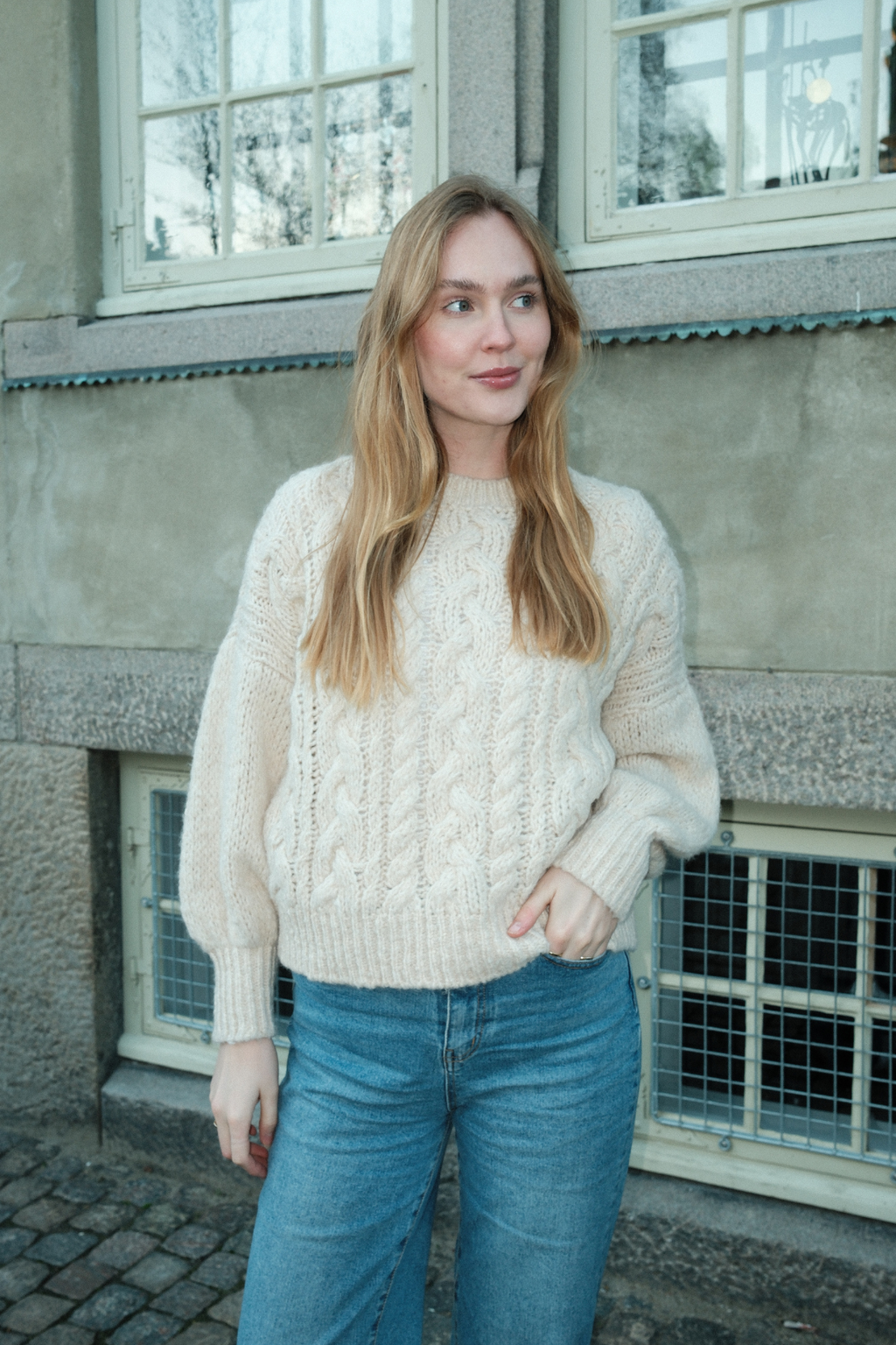 Emma Cable Knit - luonnonvalkoinen