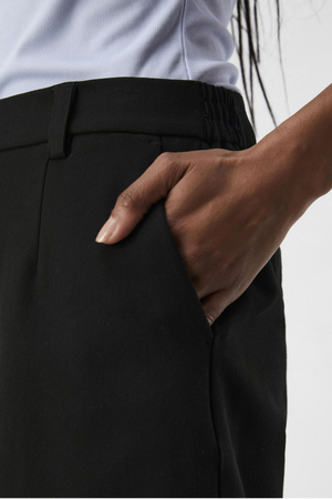 Lisa MW Short Shorts - musta