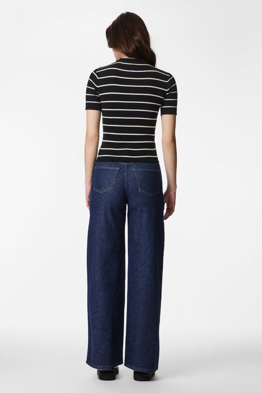 Mira O-Neck Knit - musta koivu