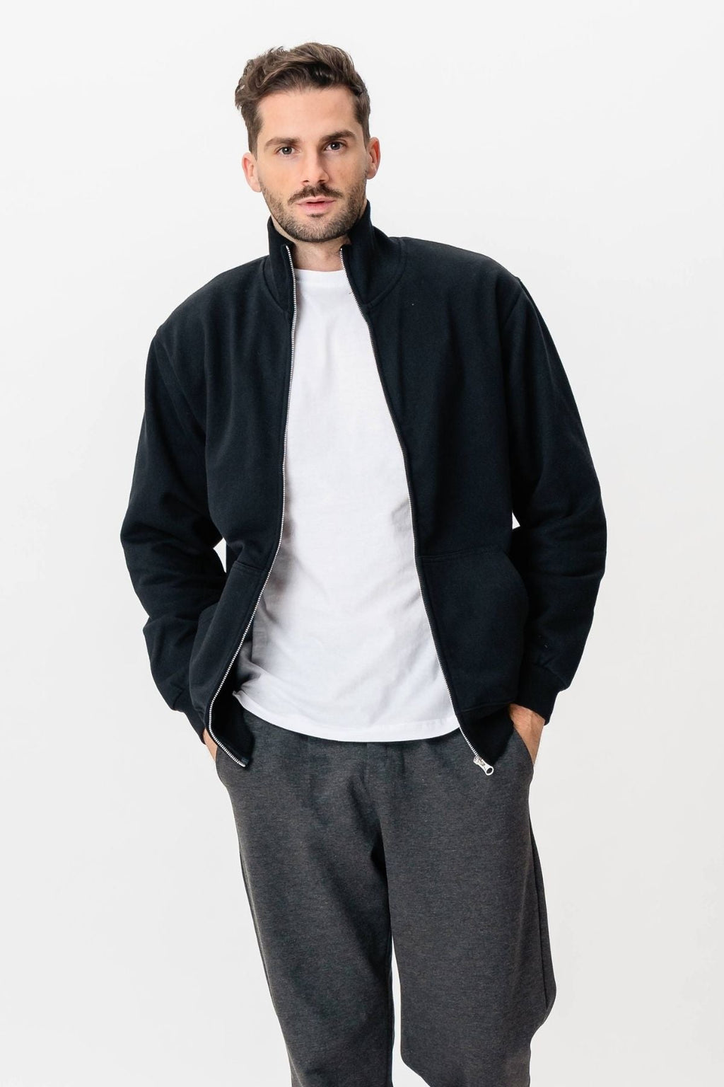 Pööivä zip - musta