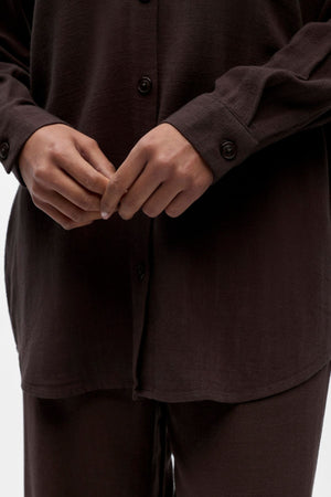Sanne Shirt - Seal Ruskea
