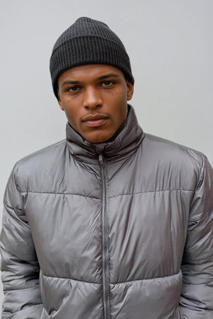 Neulottu pipo - Musta