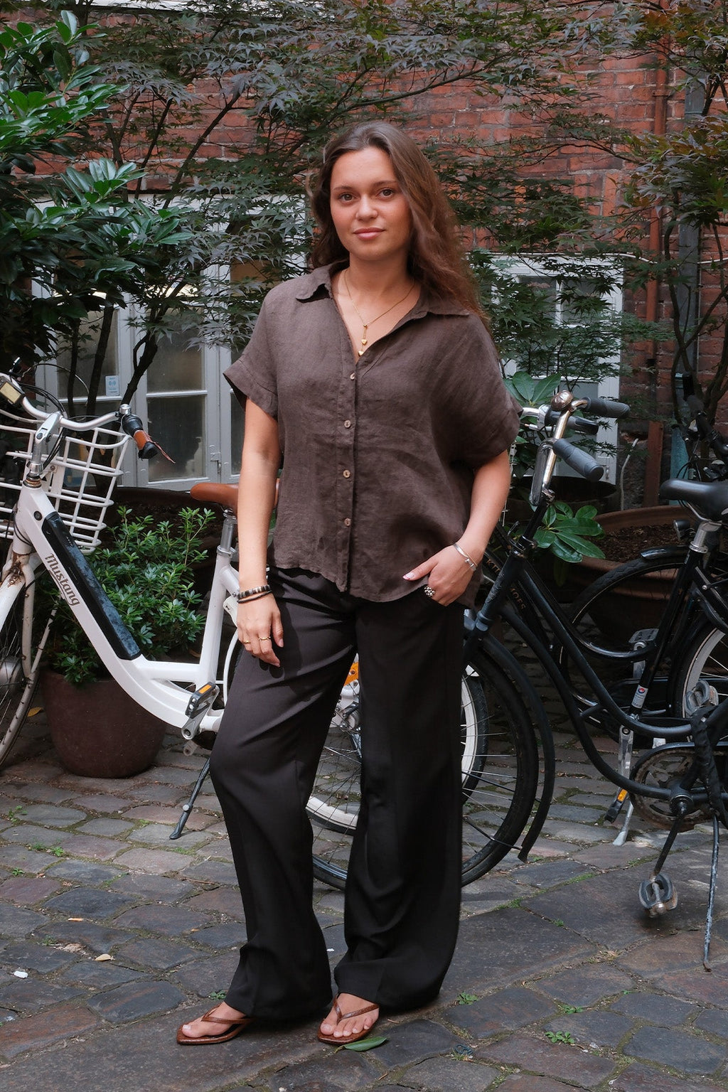 Astrid pellavapaita - ruskea