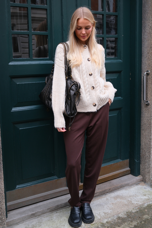 Pohjaneule - valkoinen