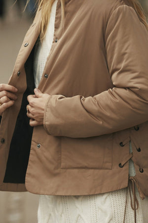 YVA -lyhyt takki - hiekka