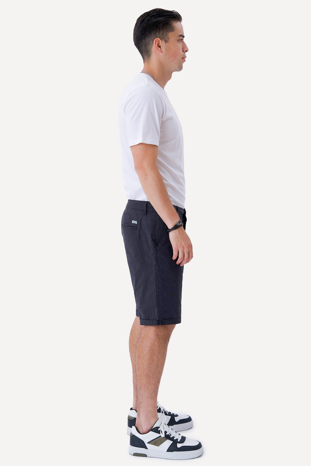 Chino Shorts - Musta
