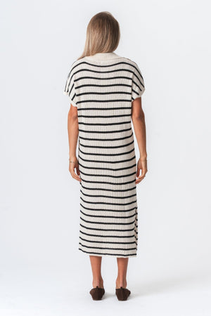 Victoria -mekko - valkoinen/musta