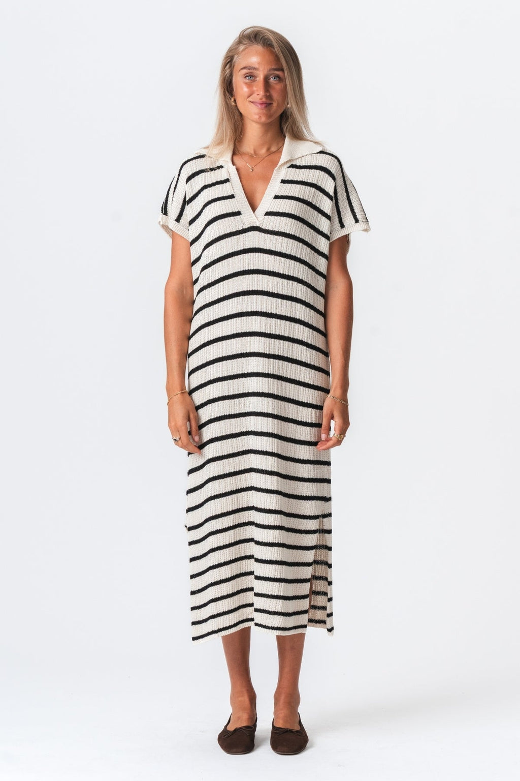 Victoria -mekko - valkoinen/musta