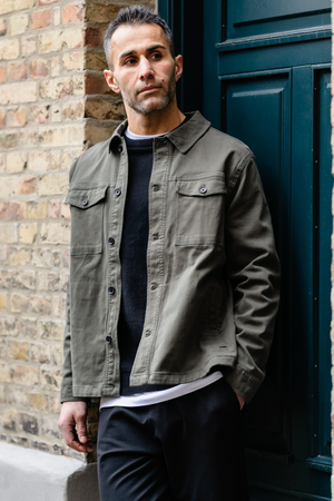 Twill ylipaidan - tumma oliivi