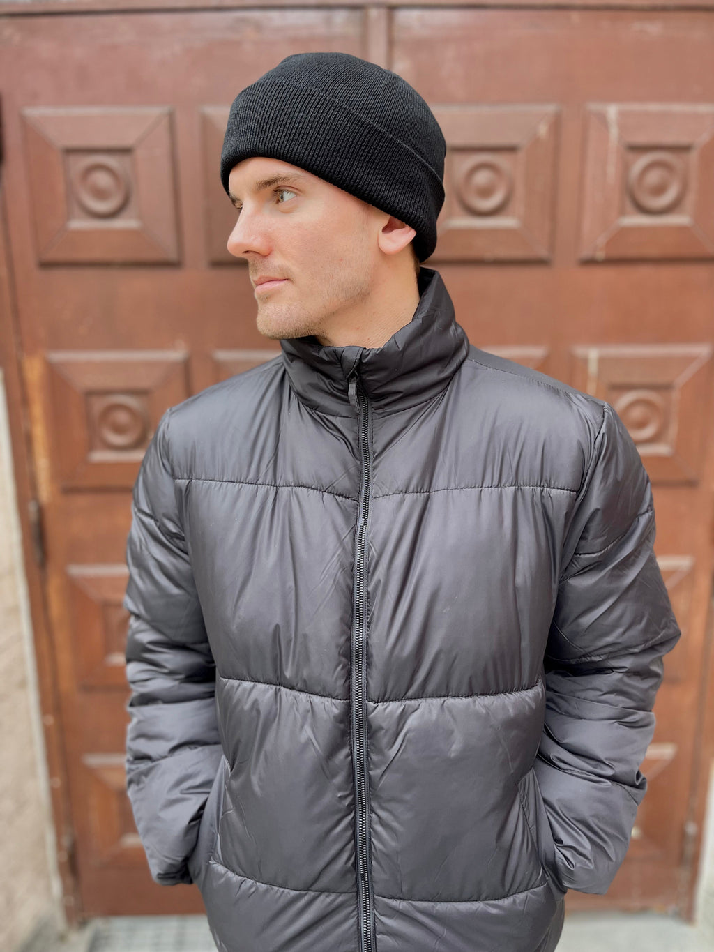 Klassinen pipo - Musta