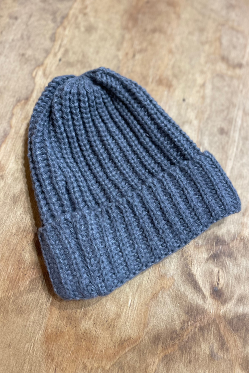 Ribbed Beanie - Tummanharmaa