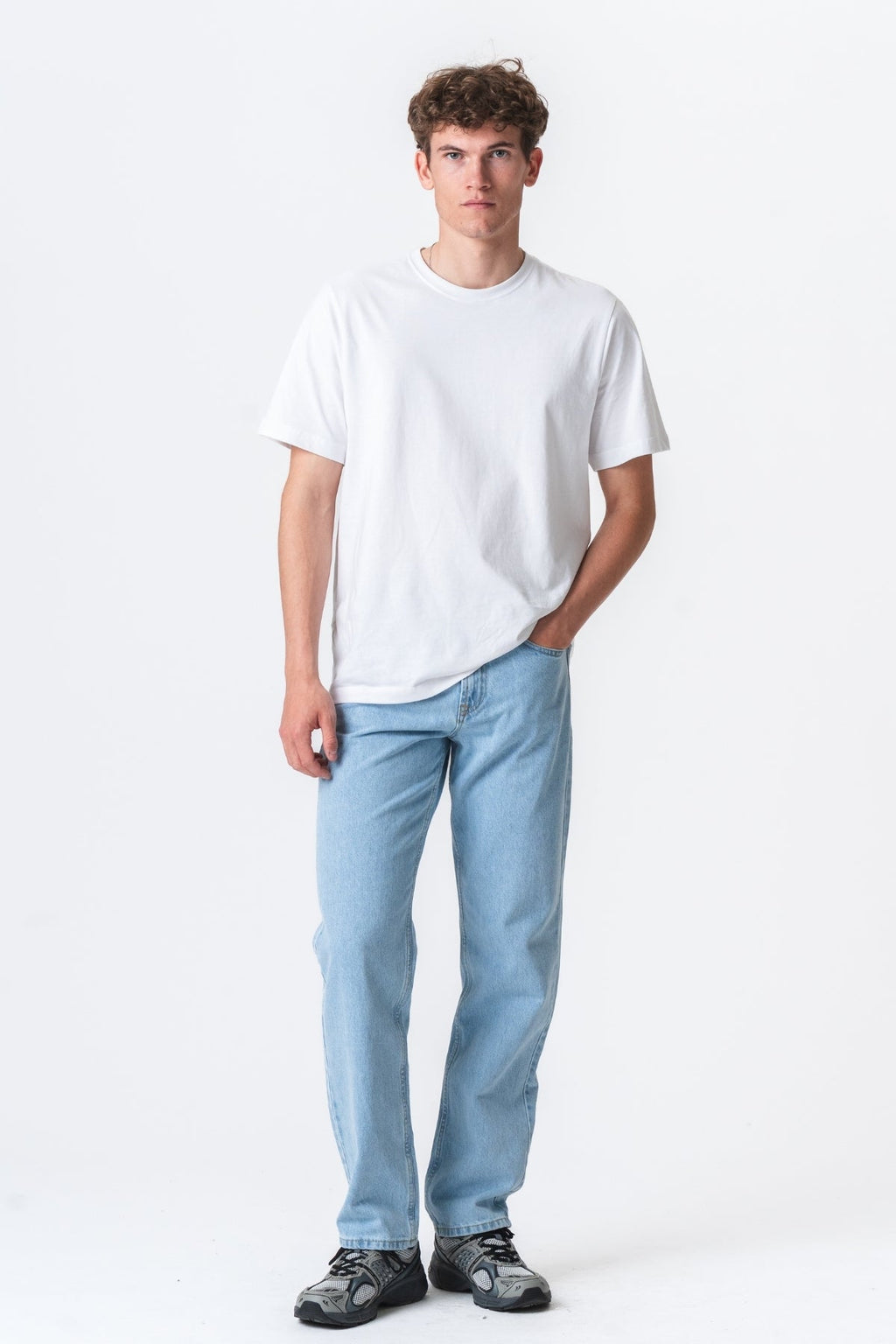 Rentolliset farkut - vaaleansininen farkku