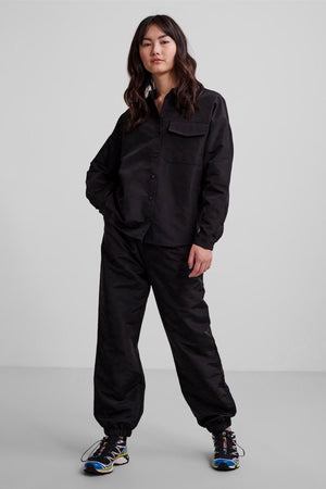 Jylla -paita - musta