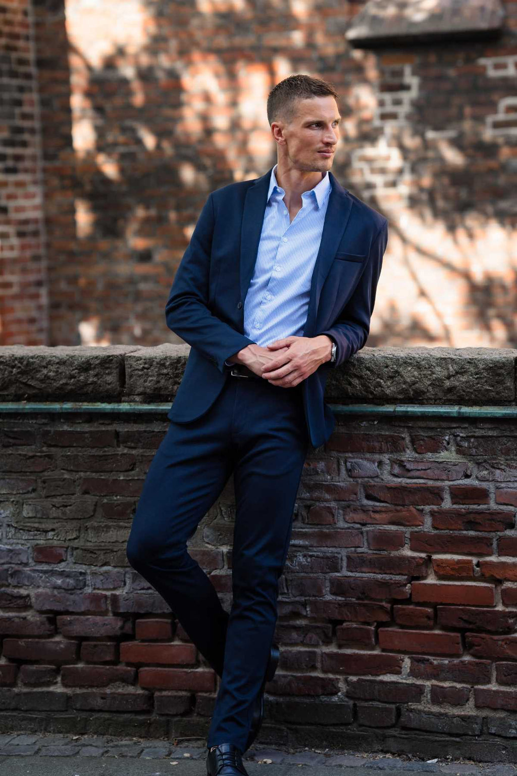 Performance Suit™️ (laivasto) + Performance Shirt™️ - Pakettitarjous