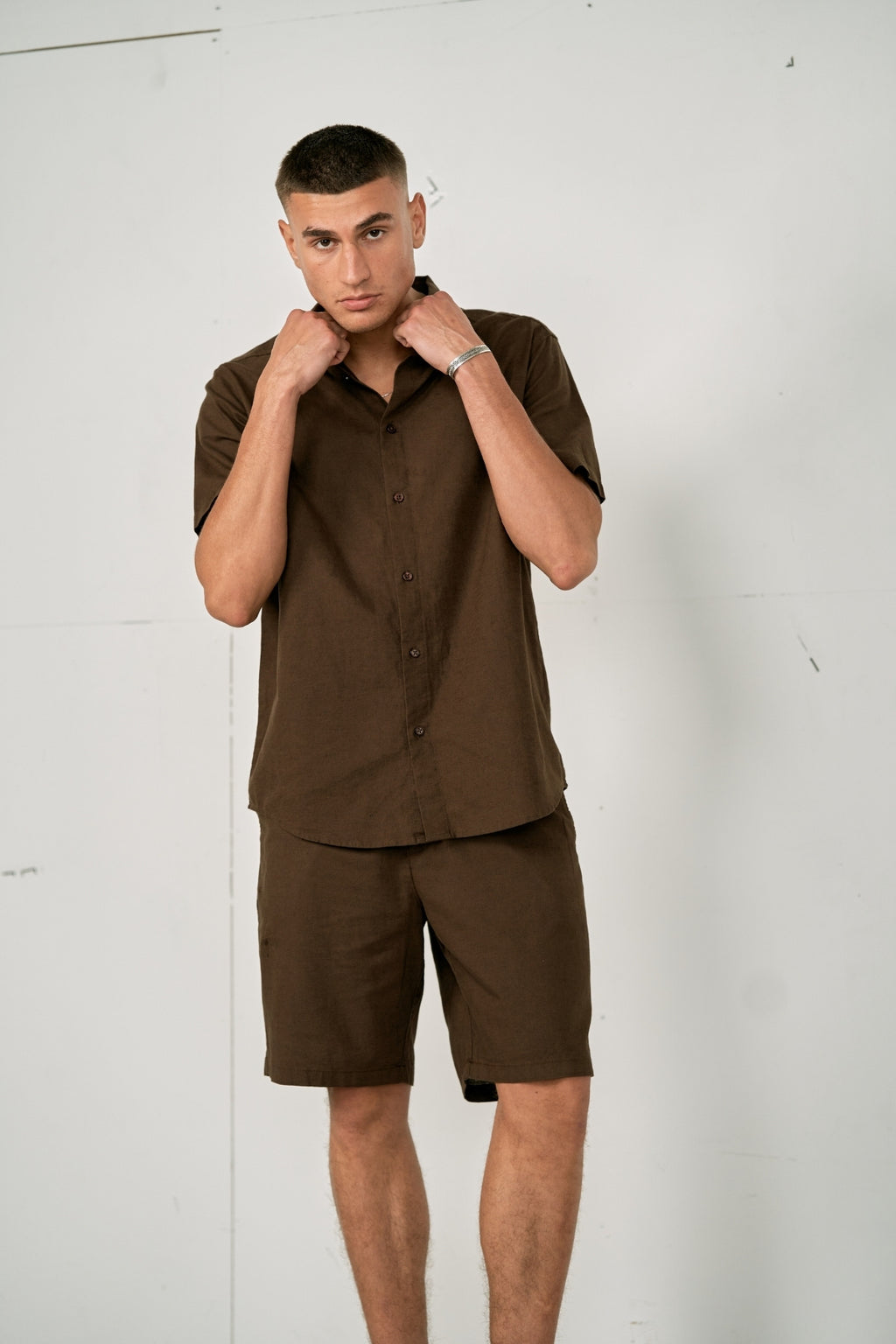 Pellavajoukko lyhythihainen paita + liinavaatteet Shorts - Kahvi (paketti)