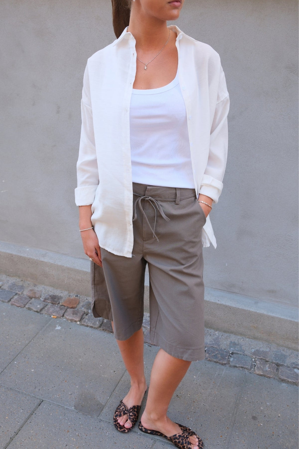 Mia -paita - valkoinen