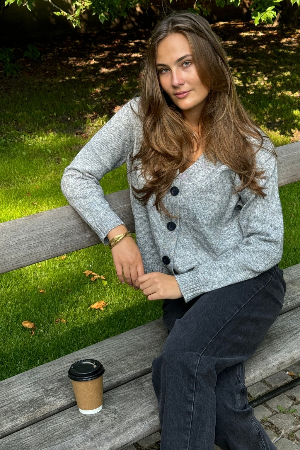 Neulottu neuletakki - paketti (2 kpl.)