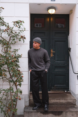 Easton Knit - tummanharmaa