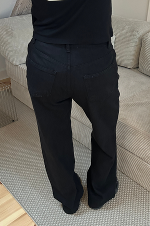 Erica Loose Jeans - musta