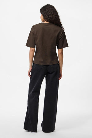 Skylar O -kaula -asennettu tee - DelicioSo