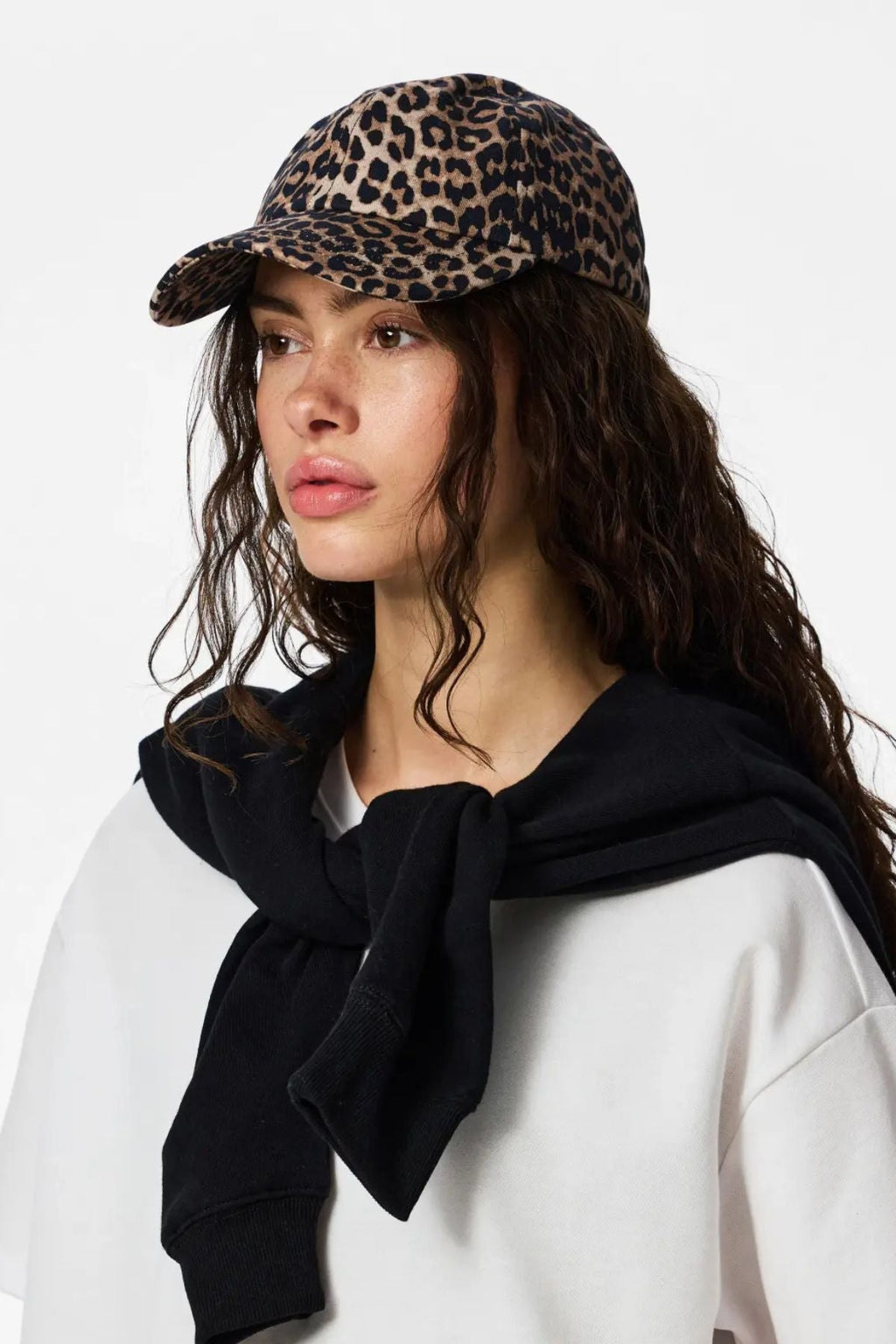 Barah Cap Bundle - musta Emmerdeuse