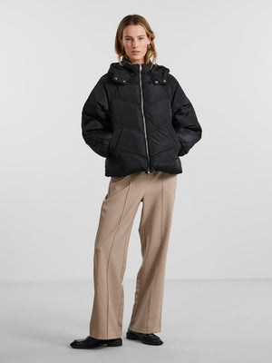 Neli City Puffer -takki - musta