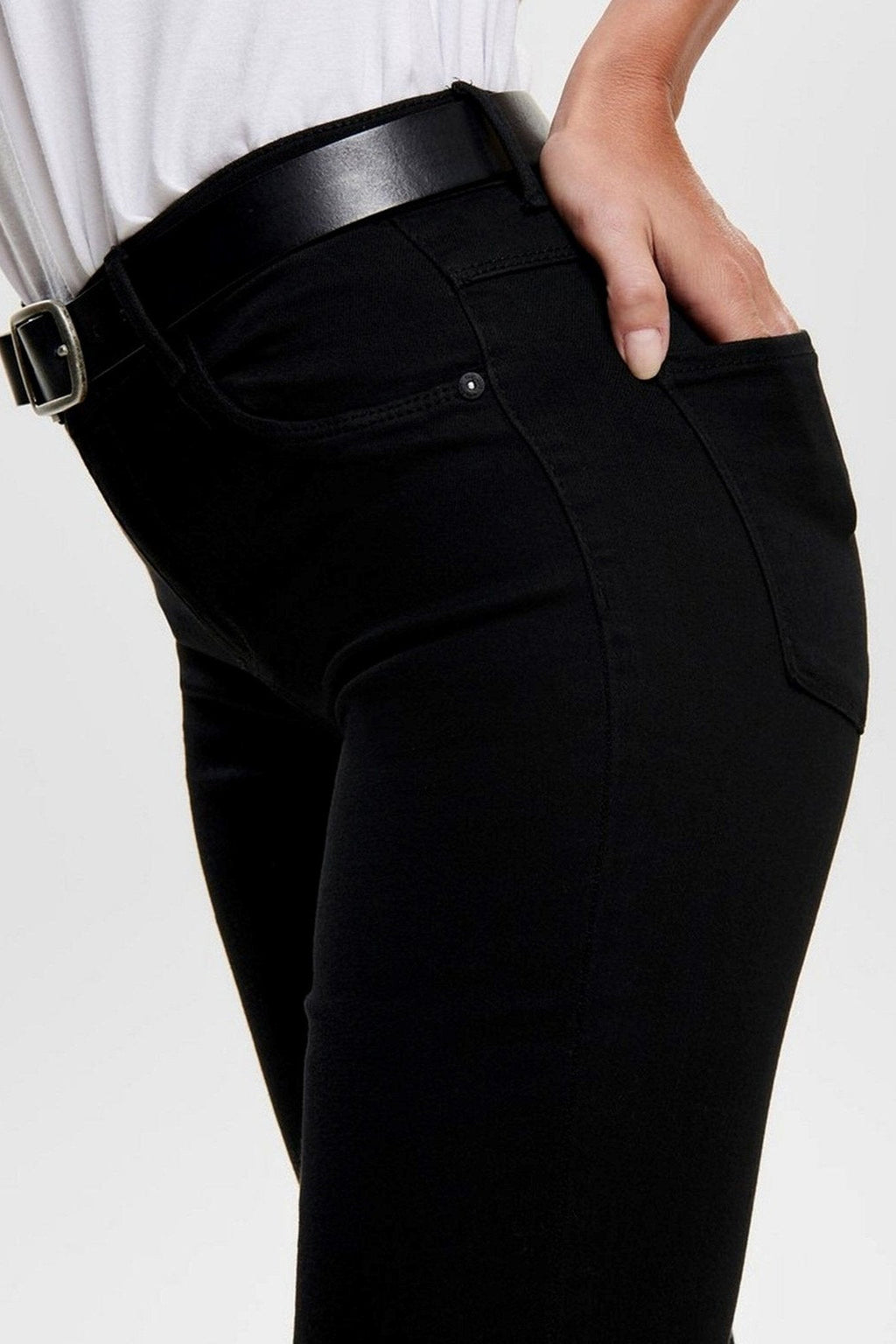 Sateen laiha farkut - musta