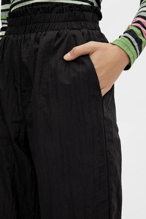 Silenan korkea vyötärö housut - mustat