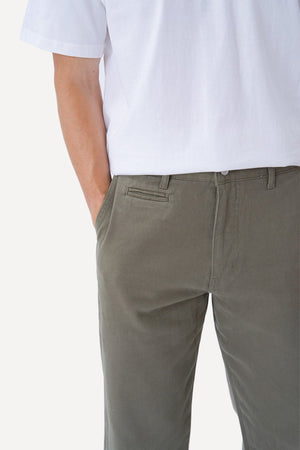 Straight Cotton Chino - oliivi