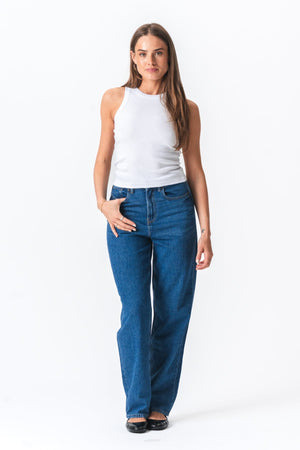 Uusettu yläosa - valkoinen