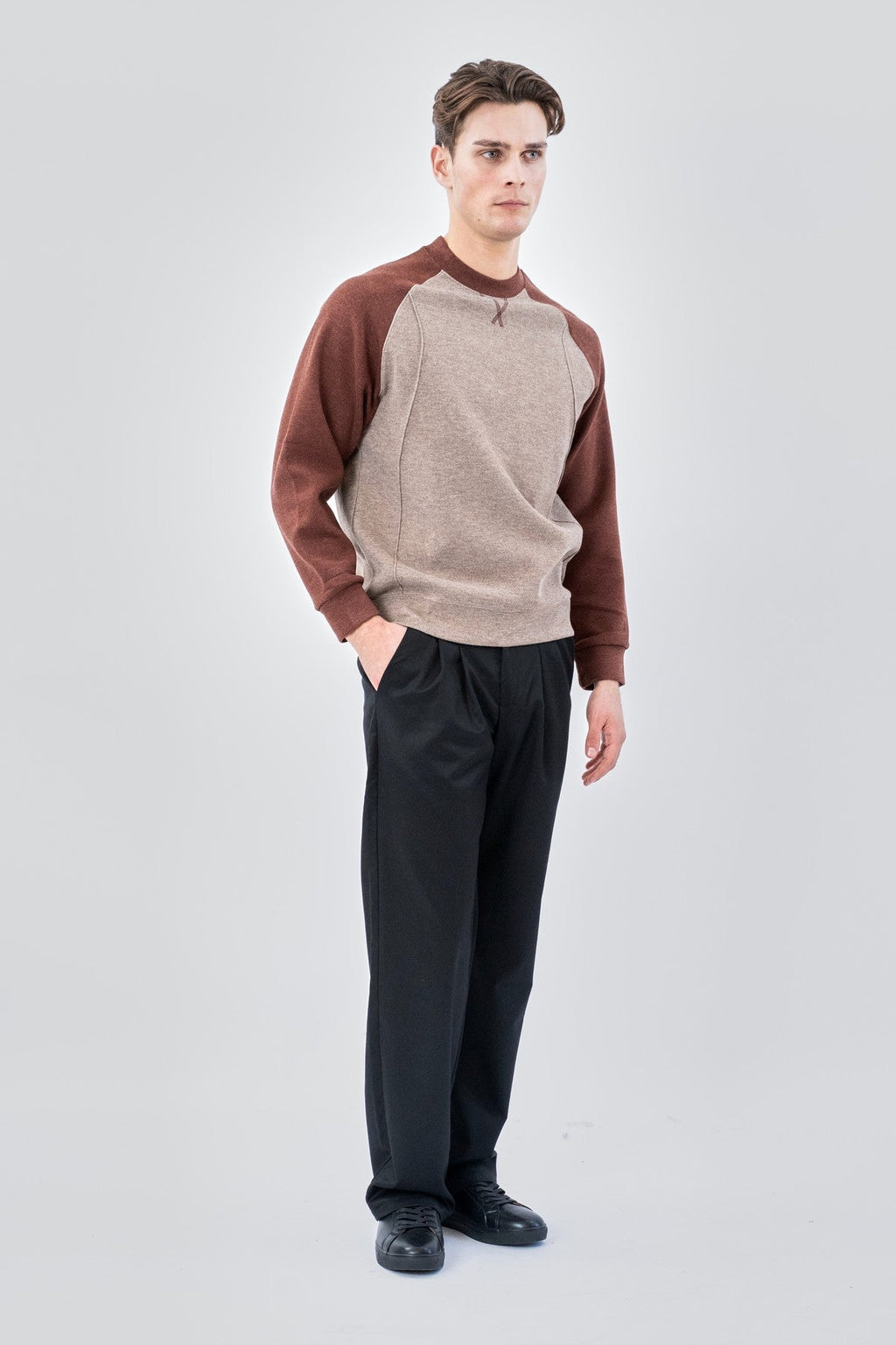 Raglan Sleeve Sweater - ruskea