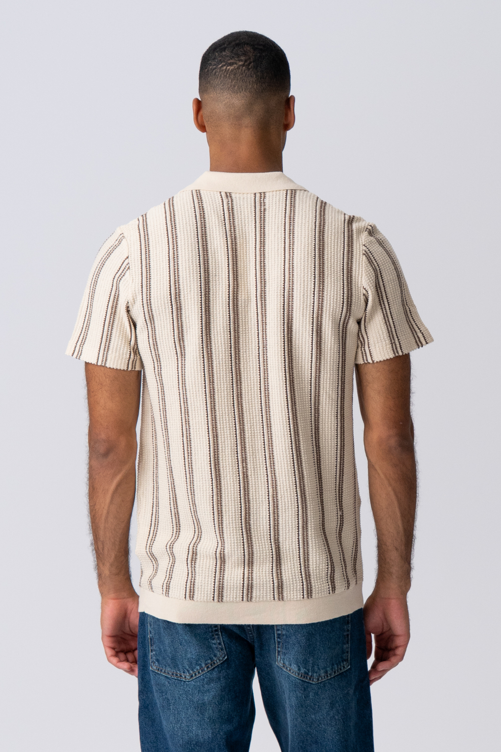 Raidallinen pullover - hiekka