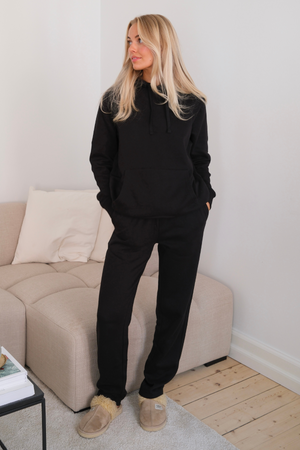 Essential collegehousut - musta