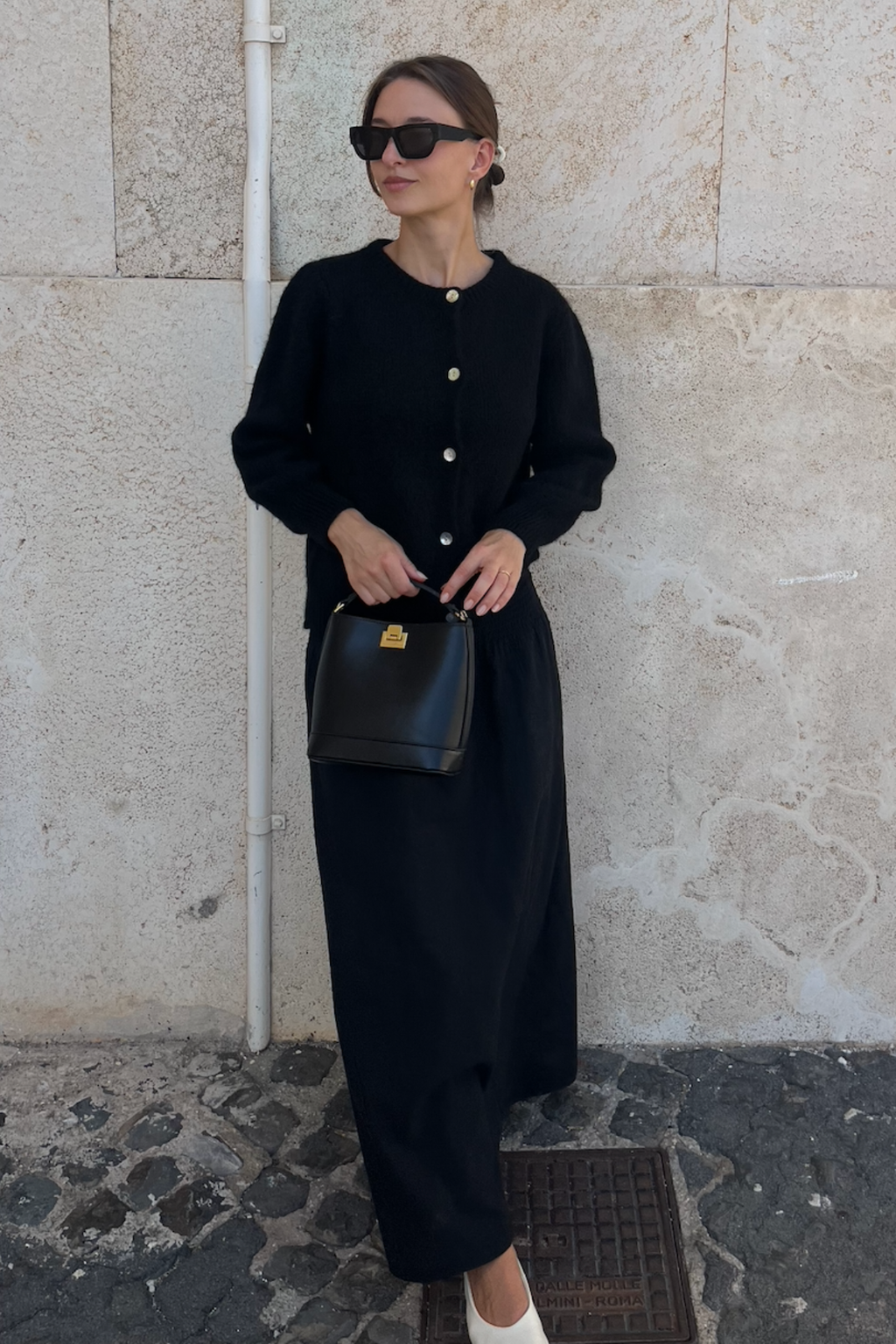 Anna neuletakki - musta