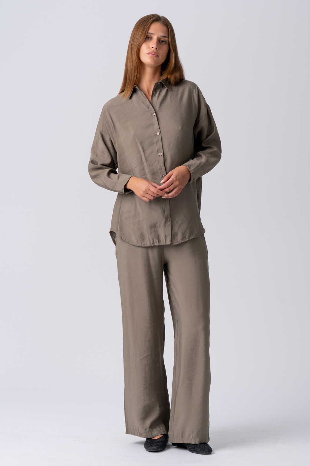 Mia Pants + MIA -paita (khaki) - pakettikauppa