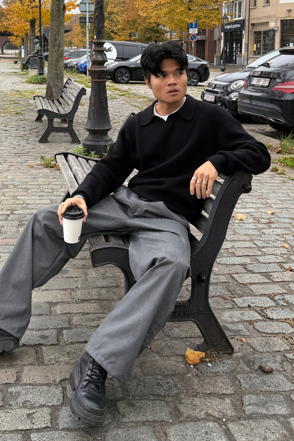 Neulottu pitkähihainen polo - musta