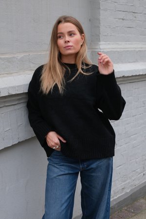 Martina Knit - musta