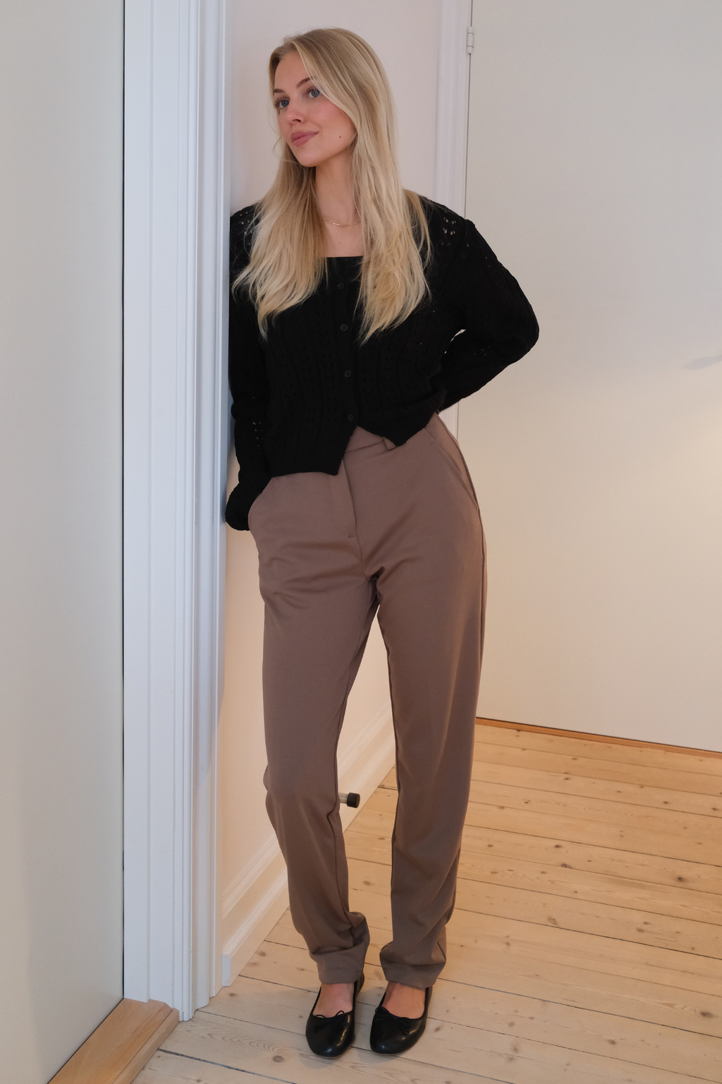 Virginia neulottu neuletakki - musta