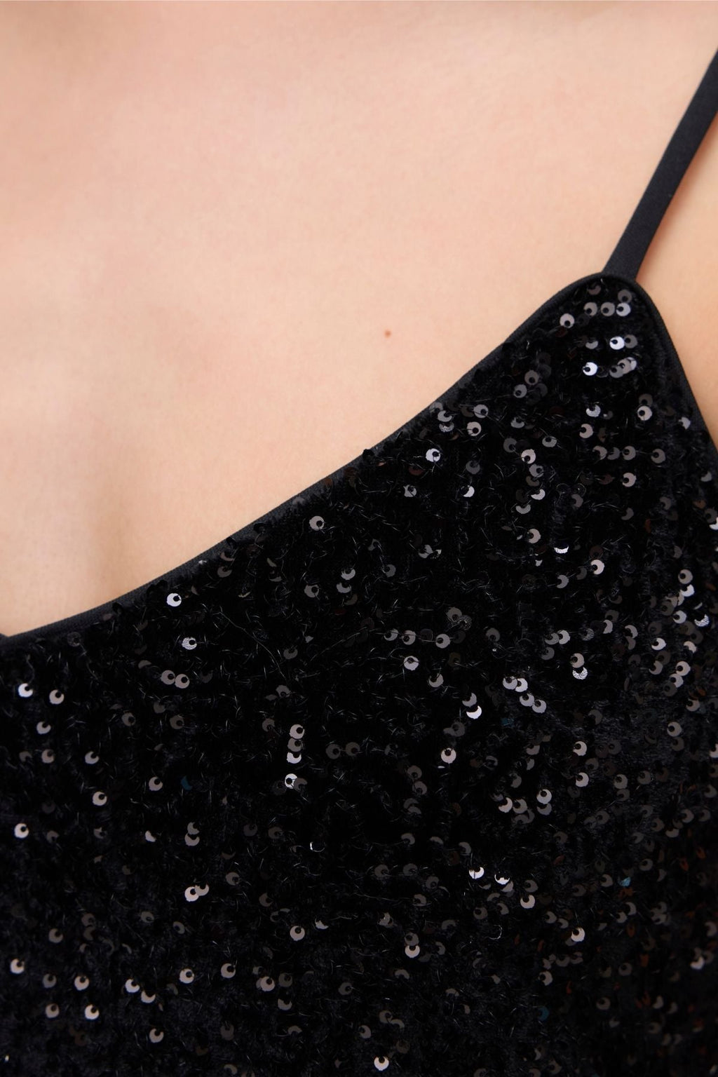 Hoka Lyhyt mekko - musta