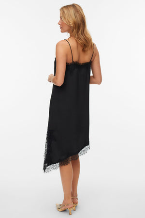 Novi Lace Singlet-mekko - musta:musta pitsi