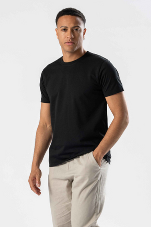 Regular T-paita - musta