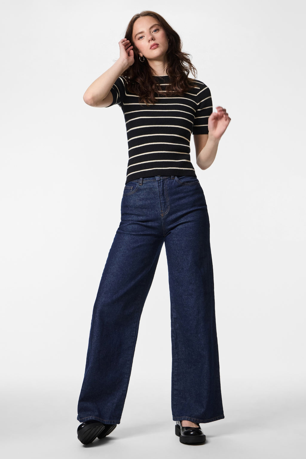 Mira O-Neck Knit - musta koivu