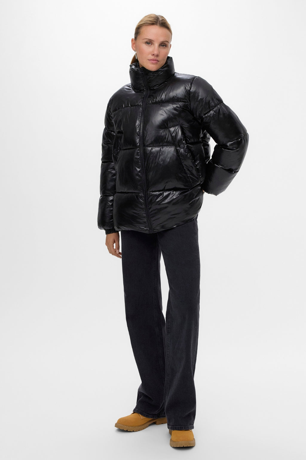 Sabrina lyhyt takki - musta