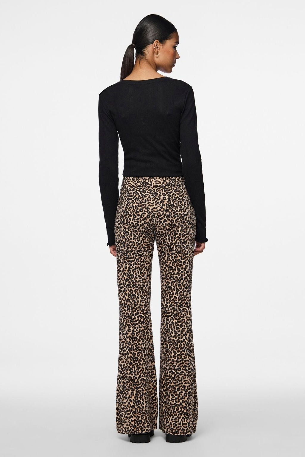 Marie O -kaula -poin Top - Musta