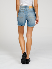 The Original Performance Denim Shorts - Medium Blue Denim (Nainen)