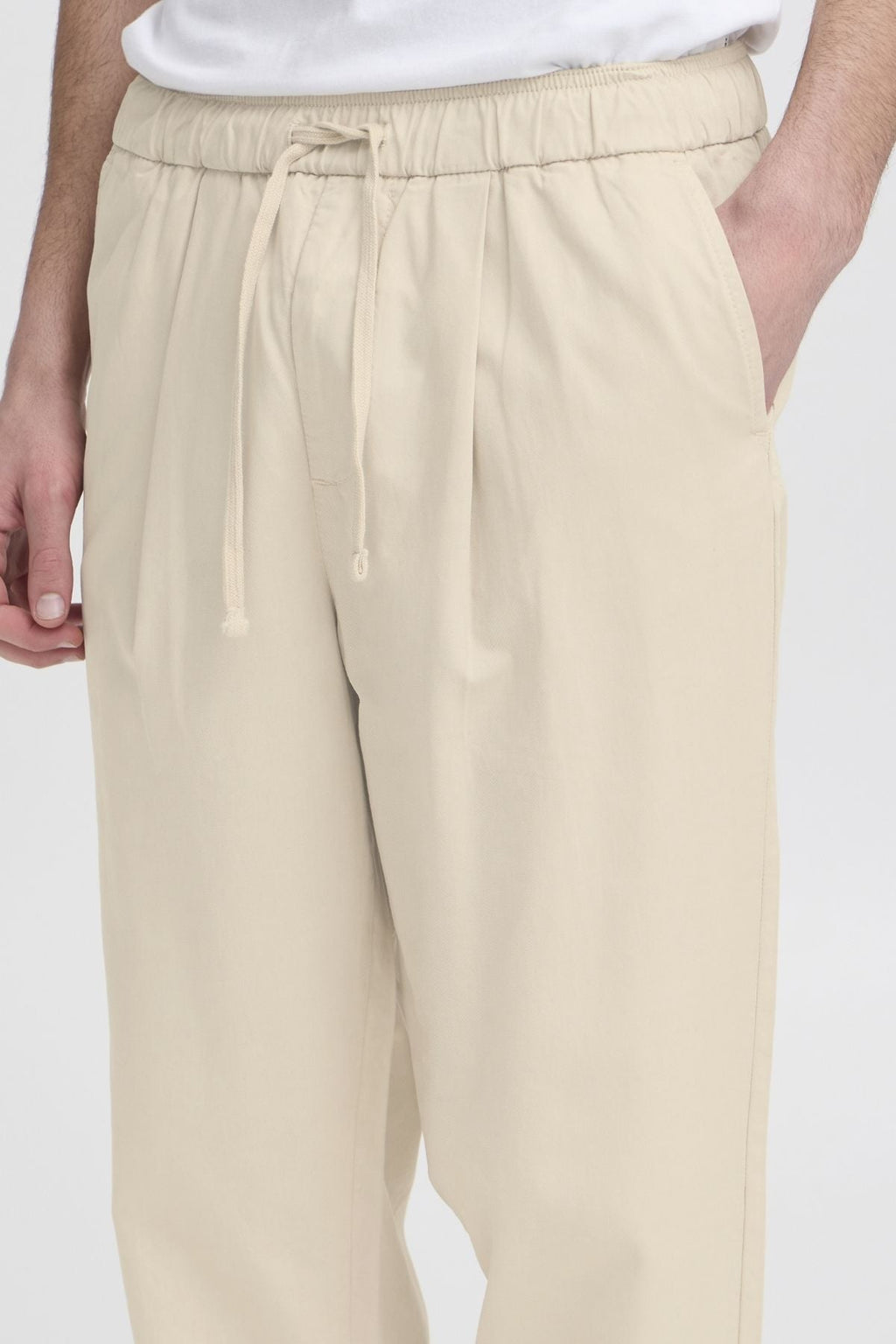 Brendan rentoutui Pants - beige