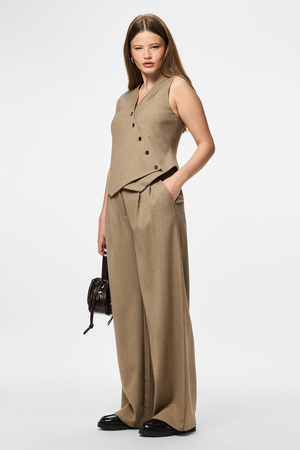 Bubbles Asymmetric Vest - Greige